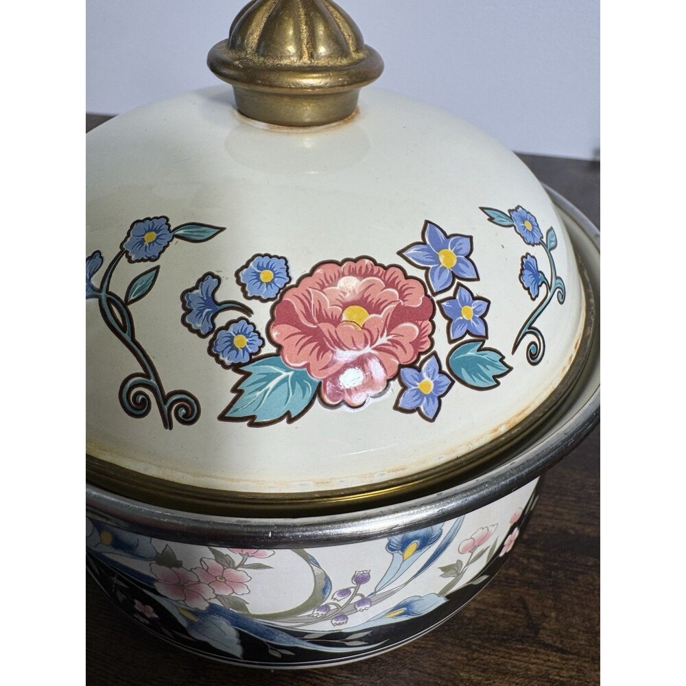 Vintage White Enamel And Floral Sauce Pot With Lid Whimsy Kitchen Cookware Pan - Picture 10 of 11